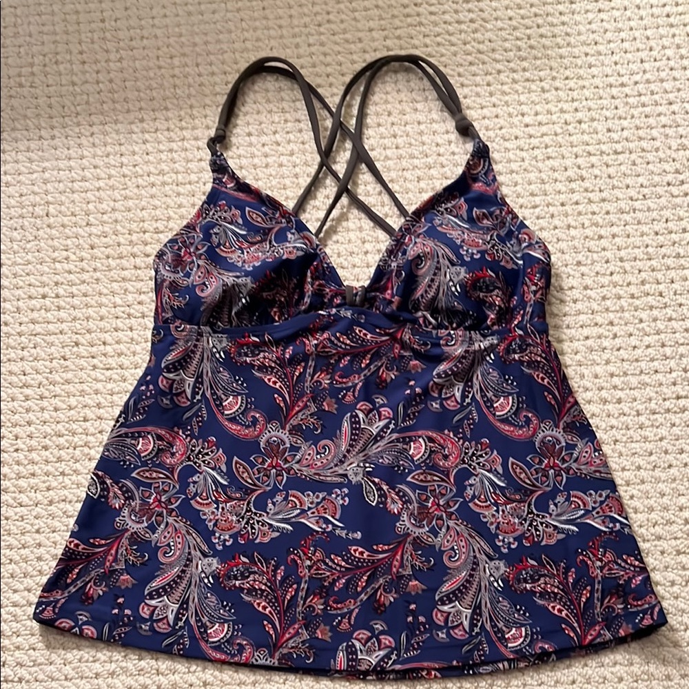 NWOT Converse tankini top size Medium